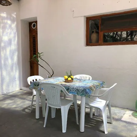 Casa Quadara Affittacamere Santa Marina Salina